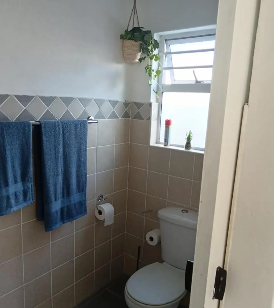 Cozy, Self-Catering Garden Flat Aparthotel Cape Town South Africa