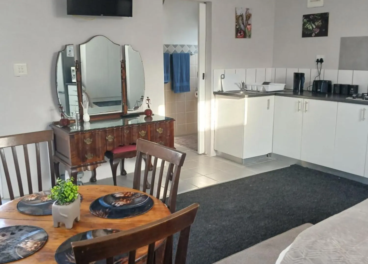 Cozy, Self-Catering Garden Flat Aparthotel Cape Town