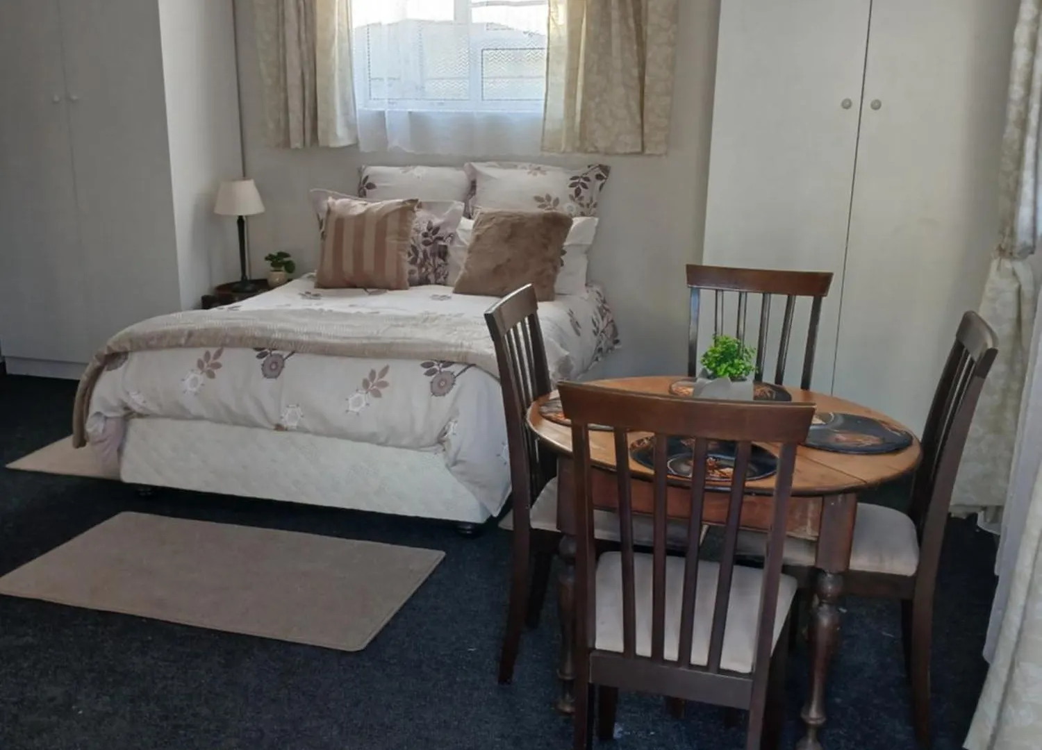 Cozy, Self-Catering Garden Flat Aparthotel Cape Town